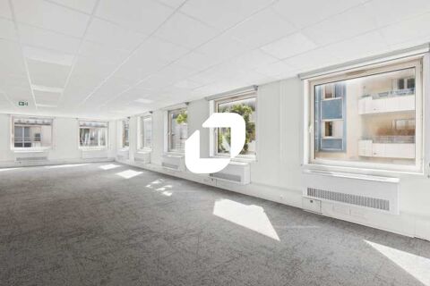 SURFACES EN BON ETAT - 1&nbsp;799 m&sup2; divisibles &agrave; partir de 324 m&sup2; 32982 92150 Suresnes