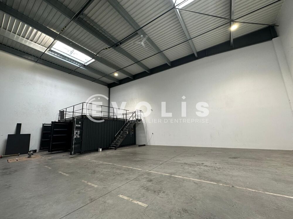   Bureaux - A LOUER - 520 m² non divisibles 