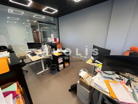 Bureaux - A VENDRE - 180 m&sup2; divisibles &agrave; partir de 80 m&sup2; 360000 77185 Lognes