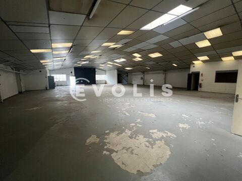   Locaux d'activité - A LOUER - 600 m² non divisibles 