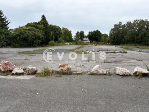   Entrepôts - A LOUER - 5 791 m² non divisibles 