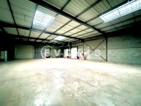 Locaux d'activit&eacute; - A LOUER - 1&nbsp;500 m&sup2; divisibles &agrave; partir de 200 m&sup2; 11598 33185 Le haillan