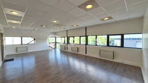 Bureaux - A LOUER - 56 m&sup2; non divisibles 793 77700 Bailly romainvilliers