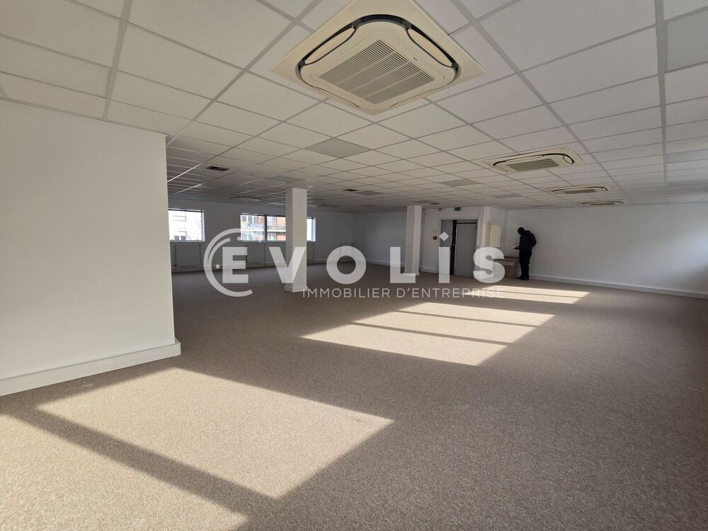   Bureaux - A LOUER - 1 696 m² divisibles à partir de 103 m² Massy
