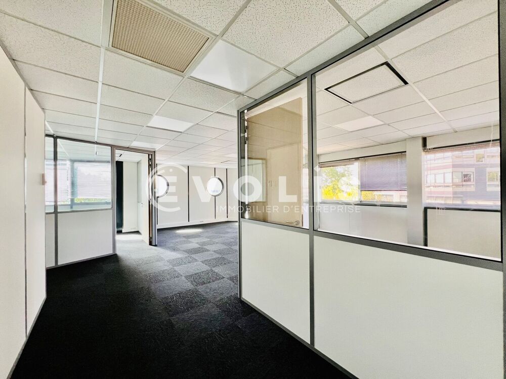   Bureaux - A LOUER - 420 m² divisibles à partir de 70 m² Merignac