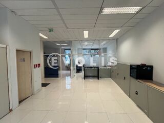   Bureaux - A VENDRE - 122 m² non divisibles Noisy le grand