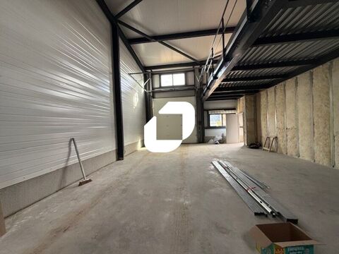 Locaux d'Activit&eacute;s - A LOUER - 185 m&sup2; non divisibles 1850 95300 Ennery