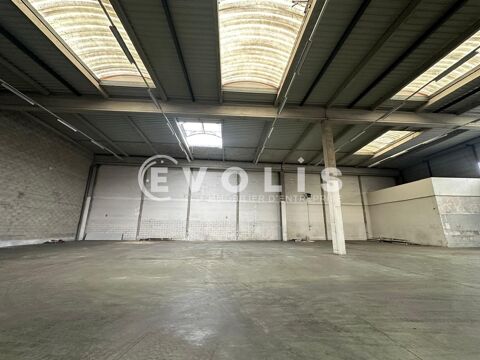   Locaux d'activité - A LOUER - 949 m² non divisibles 