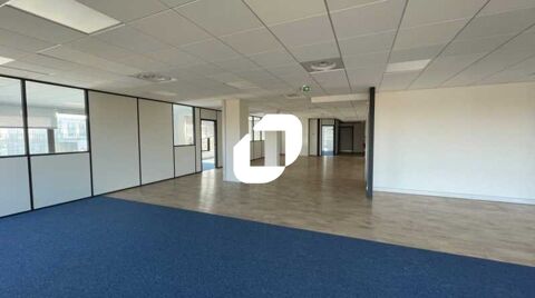Bureaux - A LOUER - 1&nbsp;528 m&sup2; divisibles &agrave; partir de 23 m&sup2; 24203 77600 Jossigny