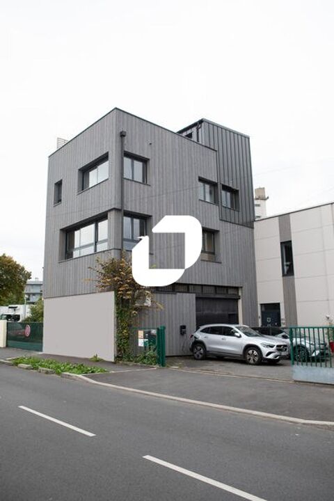Bureaux - A LOUER - 105 m&sup2; non divisibles 2100 93170 Bagnolet