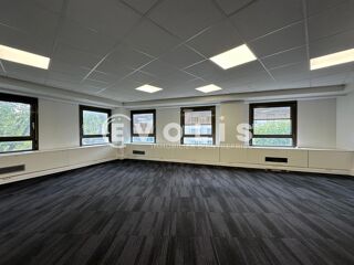   Bureaux - A VENDRE - 1 840 m² non divisibles La garenne colombes