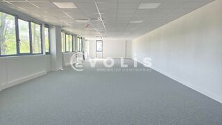   Locaux d'activité - A LOUER - 1 115 m² divisibles à partir de 444 m² Fresnes