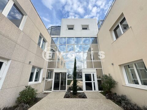 LE BREGUET - 698 m&sup2; divisibles &agrave; partir de 348 m&sup2; 1465800 69500 Bron