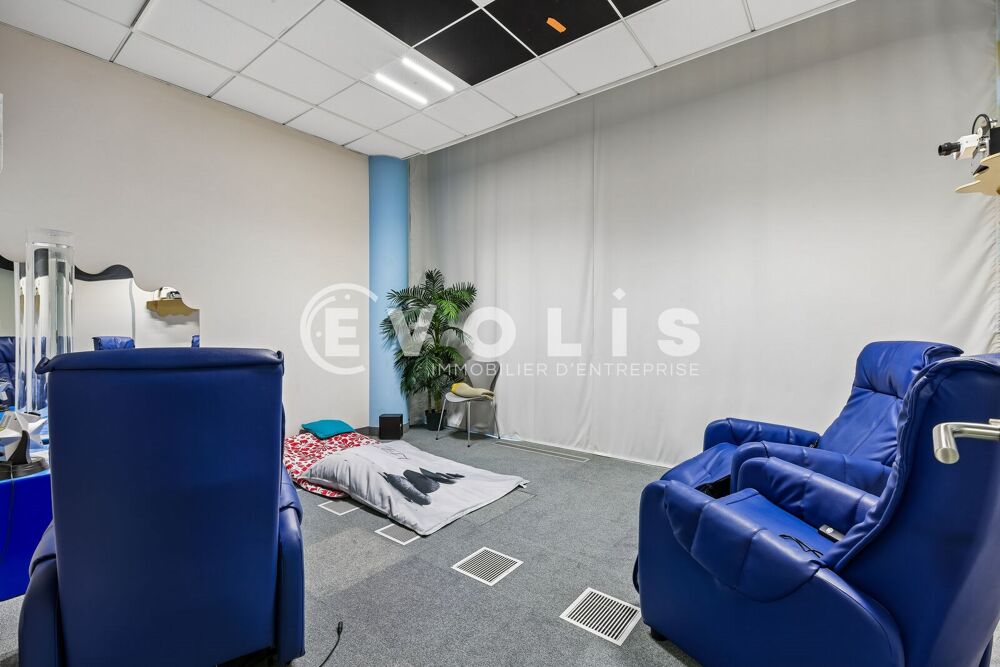   Bureaux - A LOUER - 766 m² divisibles à partir de 173 m² Bry sur marne