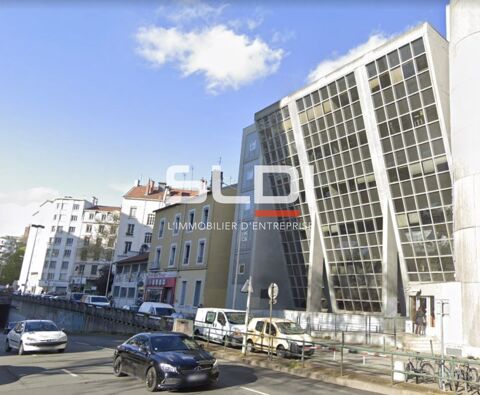 Bureaux - A LOUER - 386 m&sup2; divisibles &agrave; partir de 56 m&sup2; 6709 69007 Lyon