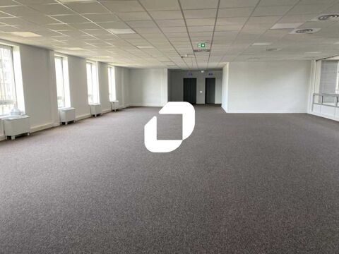 Bureaux - A LOUER - 860 m² non divisibles 10392 95000 Cergy