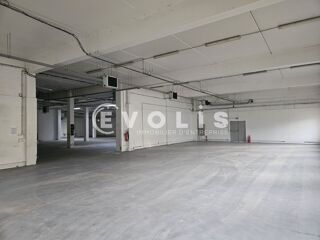   Bureaux - A LOUER - 2 882 m² non divisibles Villebon sur yvette