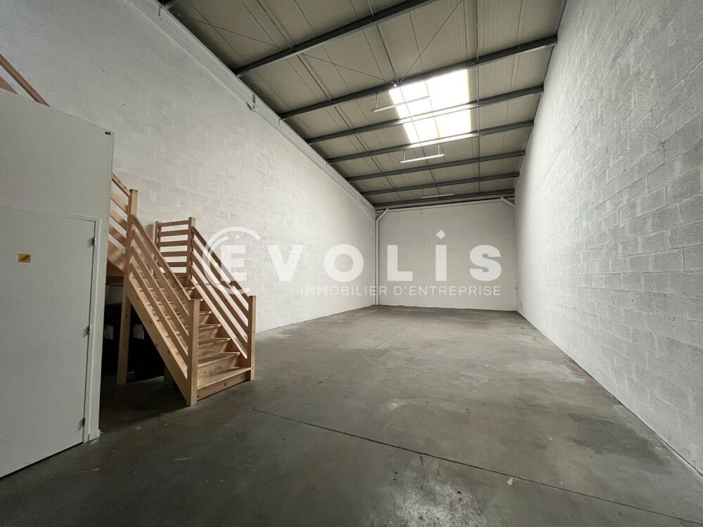   IDEAL ARTISAN - 140 m² non divisibles Le haillan