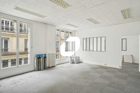 Bureaux - A LOUER - 118 m&sup2; non divisibles 5802 75010 Paris