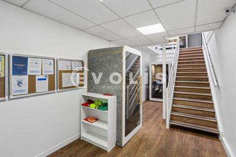   Bureaux - A VENDRE - 250 m² non divisibles 
