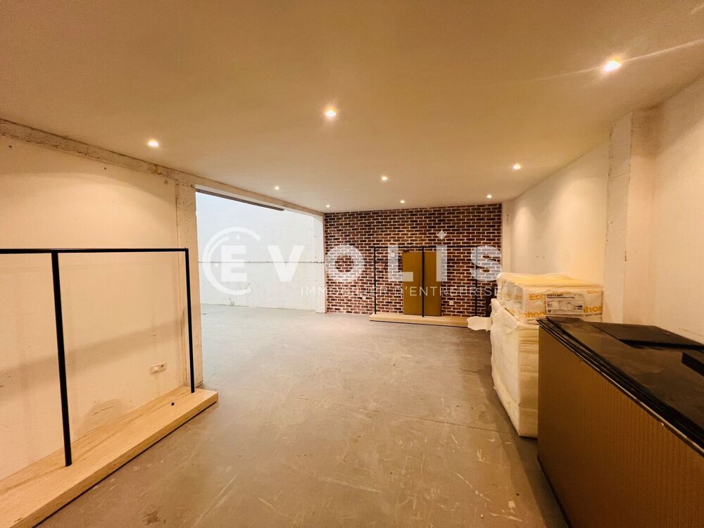   Locaux d'activité - A VENDRE - 149 m² non divisibles Moissy cramayel