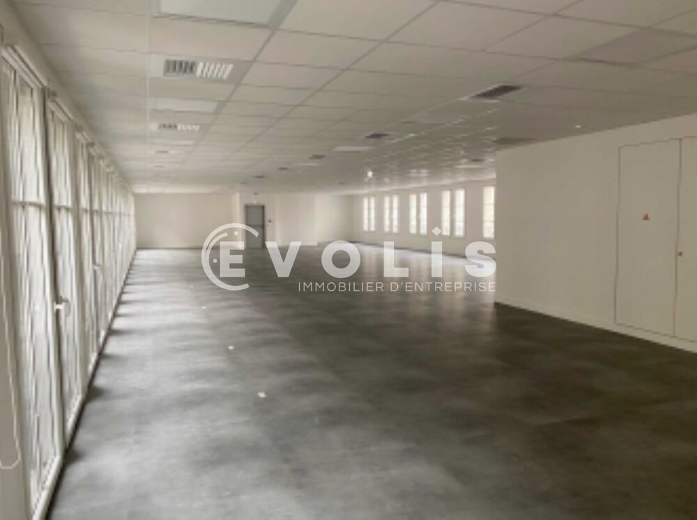   Bureaux - A LOUER - 1 624 m² divisibles à partir de 111 m² Chessy