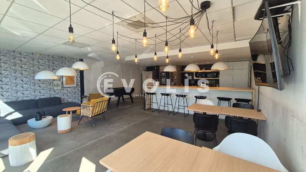   Bureaux - A LOUER - 1 290 m² non divisibles Torcy