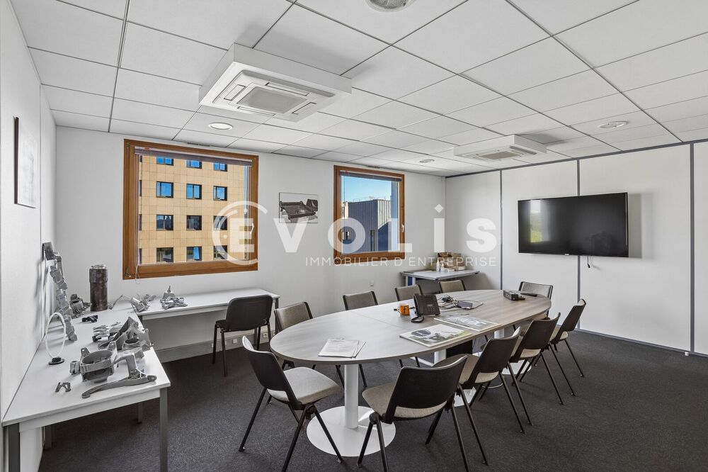   Bureaux - A LOUER - 227 m² non divisibles Villeurbanne