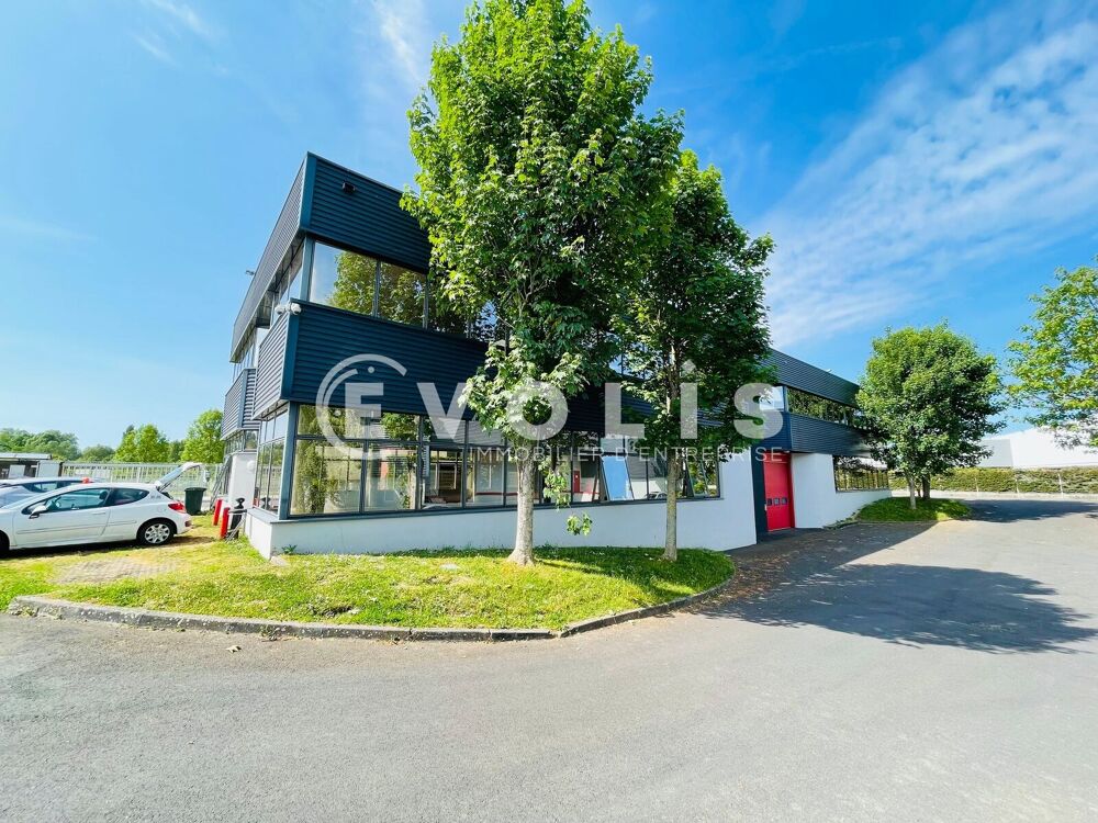   Locaux d'activité - A LOUER - 2 409 m² divisibles à partir de 227 m² 