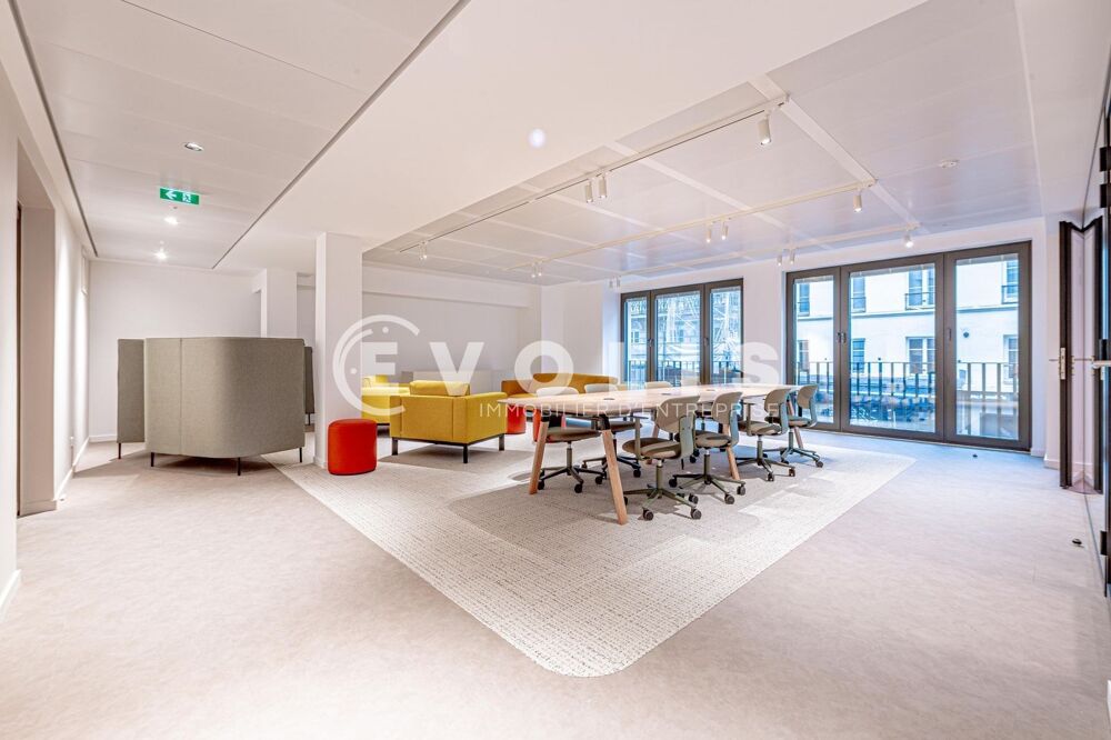   Bureaux - A LOUER - 1 107 m² non divisibles 