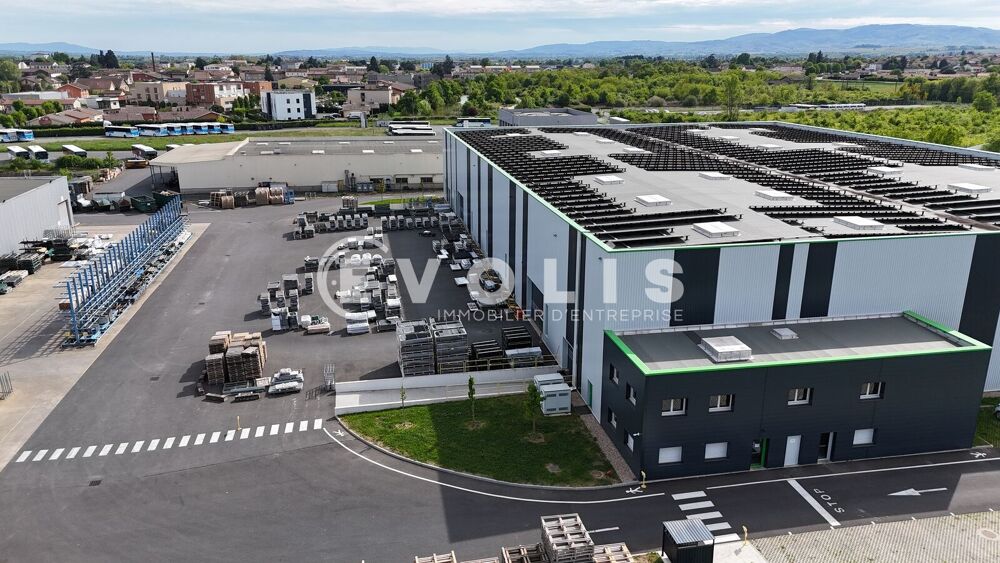   Local d'activité 7 380m² disponilbe - 6 200 m² non divisibles Belleville-en-beaujolais