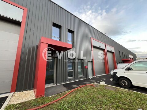 Locaux d'activit&eacute; - A LOUER - 623 m&sup2; divisibles &agrave; partir de 243 m&sup2; 6022 69680 Chassieu