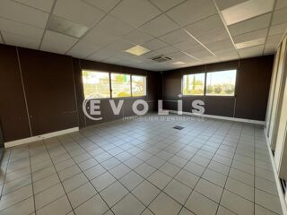   LOCAL D'ACTIVITE A LOUER SUR TERRAIN INDEPENDANT - 870 m² non divisibles Vourles