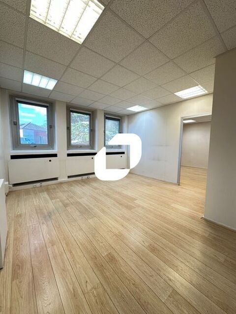 Bureaux - A LOUER - 263 m&sup2; divisibles &agrave; partir de 41 m&sup2; 3509 78160 Marly le roi