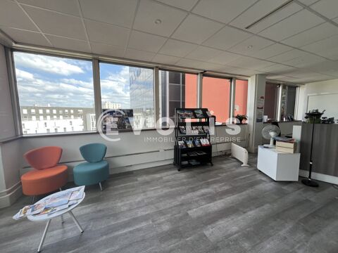   Bureaux - A LOUER - 47 m² divisibles à partir de 19 m² 