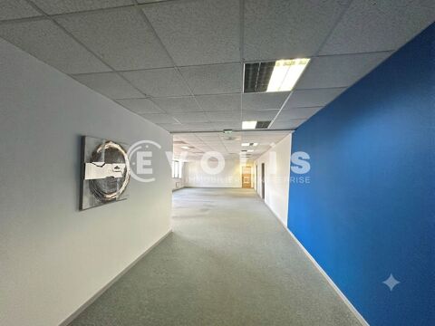   BUREAUX CLIMATISES A VENDRE - 326,6 m² non divisibles 