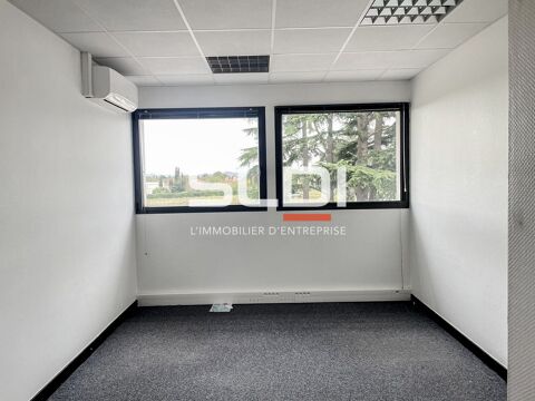 Bureaux - A LOUER - 576 m&sup2; divisibles &agrave; partir de 87 m&sup2; 5280 69140 Rillieux la pape