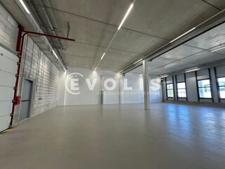  NANTURRA - 1 345 m² divisibles à partir de 465 m² Nanterre
