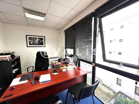   Bureaux - A LOUER - 70 m² non divisibles 