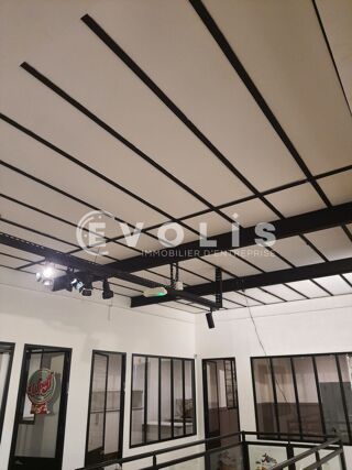   Locaux commerciaux - A LOUER - 465 m² non divisibles Paris 11