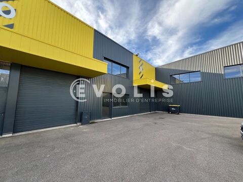 Locaux d'activit&eacute; - A VENDRE OU A LOUER - 540 m&sup2; non divisibles 720000 01480 Frans