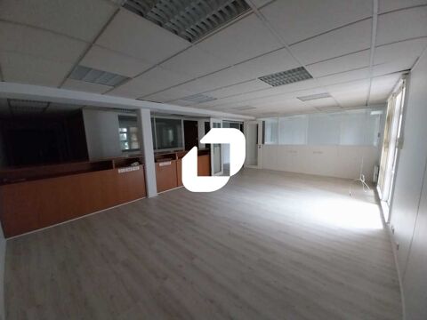 Bureaux - A LOUER - 170 m&sup2; non divisibles 2042 78300 Poissy