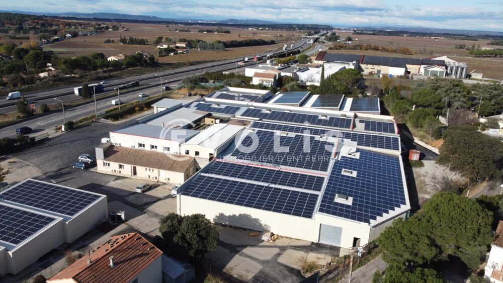   Entrepôts - A VENDRE OU A LOUER - 1 200 m² non divisibles 