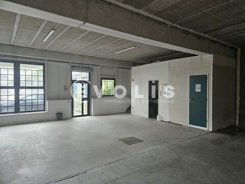   Locaux d'activité - A LOUER - 1 024 m² divisibles à partir de 119 m² 