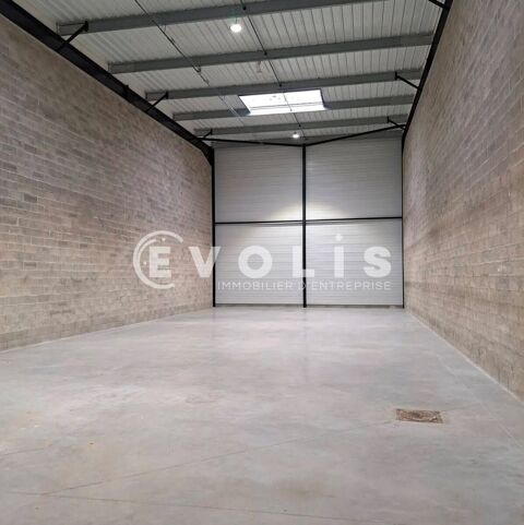 Locaux d'activit&eacute; - A LOUER - 375 m&sup2; non divisibles 3438 77700 Bailly romainvilliers