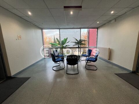 Bureaux - A LOUER - 219 m&sup2; divisibles &agrave; partir de 15 m&sup2; 2519 77183 Croissy beaubourg