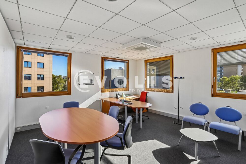   Bureaux - A LOUER - 227 m² non divisibles Villeurbanne