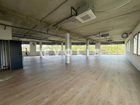   PARC DE LA CESSOIE - 855 m² divisibles à partir de 36 m² 