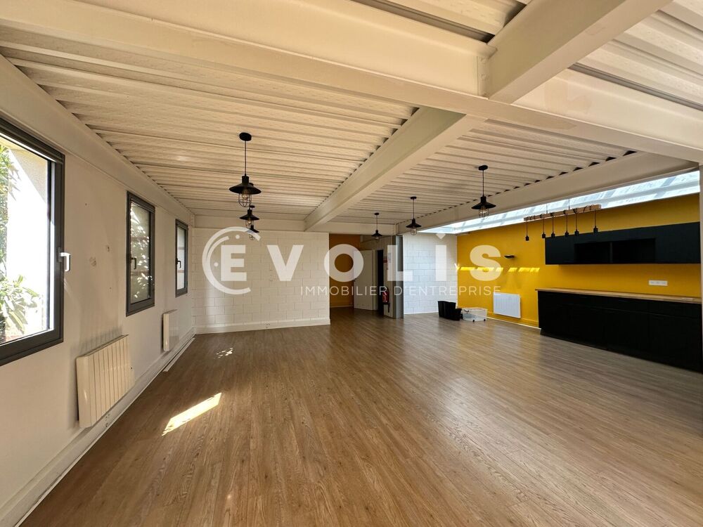   Bâtiment indépendant à vendre au pied du RER - 480 m² non divisibles Cachan