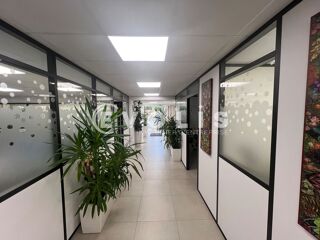   BUREAUX REZ-DE-CHAUSSEE A VENDRE - 175 m² non divisibles Saint maur des fosses